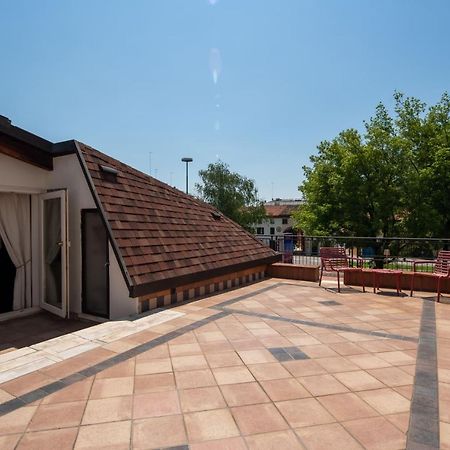 7° Cielo Apartment - Venezia - Mestre With Terrace Exterior foto