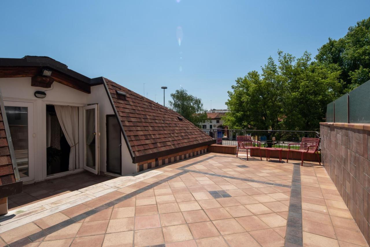 7° Cielo Apartment - Venezia - Mestre With Terrace Exterior foto